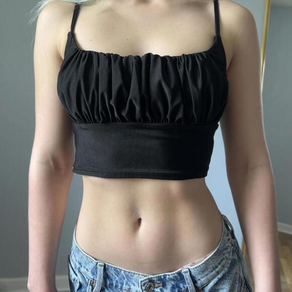 Black ruched going out tank top - Picture 2 of 7